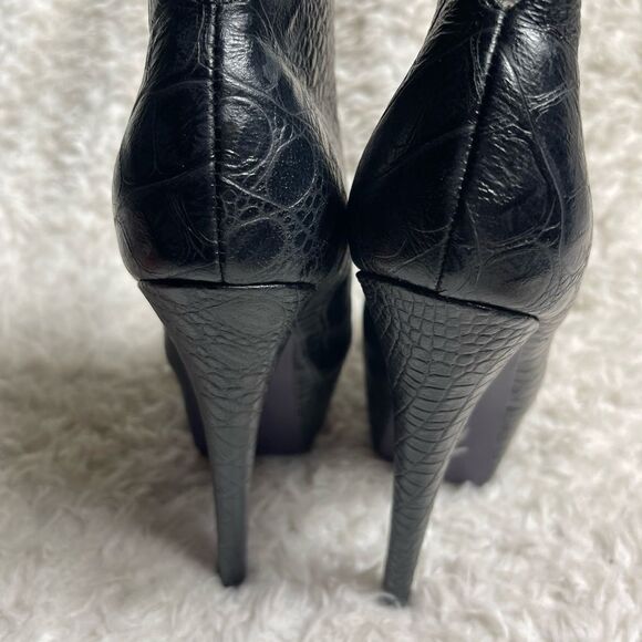 London Trash LT Crime leather Black reptile embossed stiletto platform heels SZ7 - Picture 6 of 11